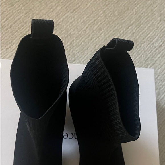 Quince Sleek Black Ankle Booties - Picture 10 of 14